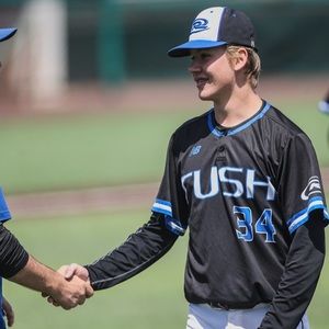 Meet your Posher, Logan